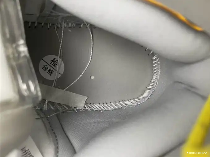 MaikeSneakers Air Jordan Light CW6576-100 High Smoke 1 Switch 0406